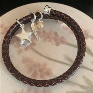 Brown Leather Wrap Bracelet with Cream Pearl